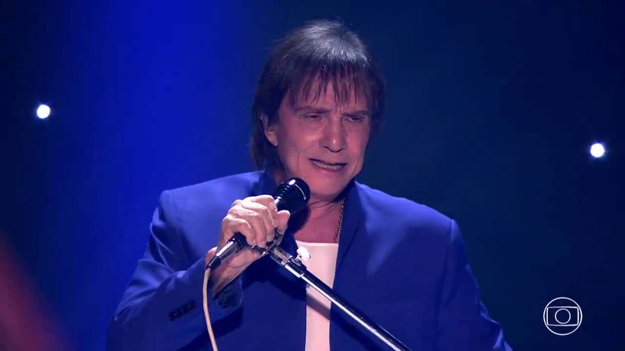 Roberto Carlos diz que Bolsonaro é 'bem-intencionado'