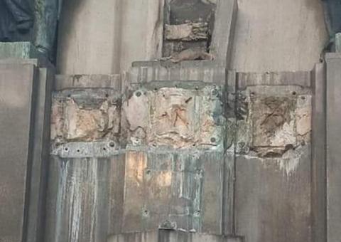 Estátua de 400 kg de bronze é furtada de monumento no Rio de Janeiro 