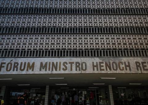 Acusado de jogar filho no Rio Negro vai a júri popular em Manaus 