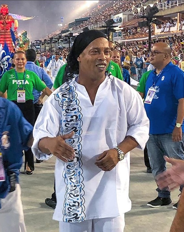 Ronaldinho Gaúcho é réu em ação que pede R$ 300 milhões por esquema de pirâmide financeira