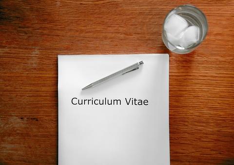 Dicas de como deixar currículo mais atraente para conquistar uma vaga de emprego