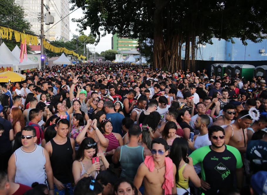 Três Blocos vão agitar Carnaval no estacionamento da Nilton Lins