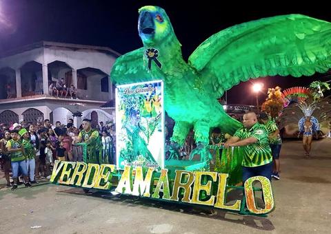 Justiça proíbe promoção pessoal de prefeito em enredo de escola de samba no Amazonas