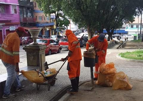 Organizadores de bandas e blocos em Manaus têm fiscalização para checar limpeza