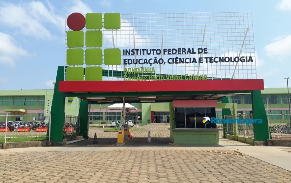 Após ser trancado em banheiro de Instituto Federal, adolescente de 15 anos é estuprado 