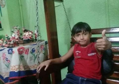 Em Manaus, menino de 7 anos desaparece enquanto brincava na rua de casa