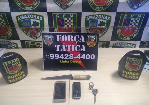 Dupla é presa após colidir motocicleta em viatura da PM durante fuga em Manaus 