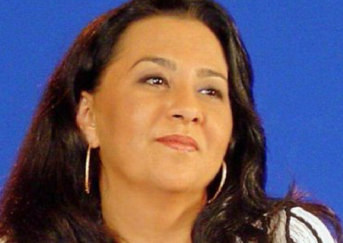 Aos 62 anos, morre cantora Claudia Telles 