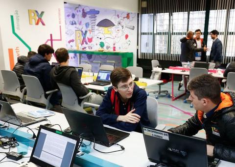 Capes divulga na próxima semana bolsas para mestrado e doutorado