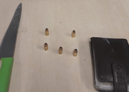 Em Manaus, homem armado com faca tenta assaltar passageiros de micro-ônibus