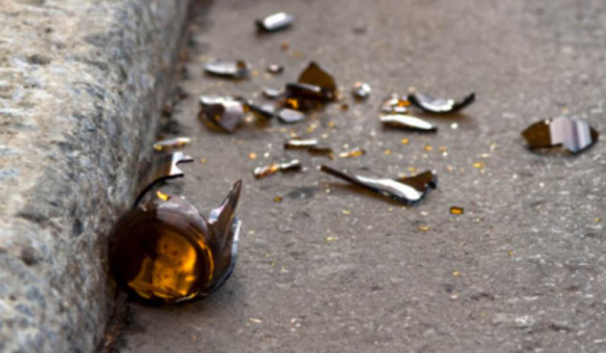 Homem vai parar no hospital após ser atacado com gargalo de garrafa em Manaus