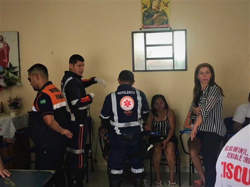 Vítimas do incêndio em Manaus são atendidas pelo município