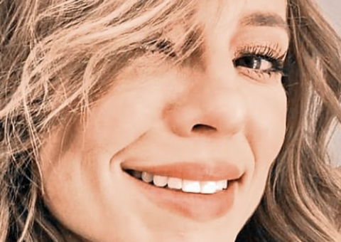 Paolla Oliveira curte carnaval ao lado de coach apontado como seu namorado 