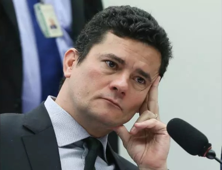 Defesa de Lula reitera que Moro o enquadrou na Lei de Segurança Nacional