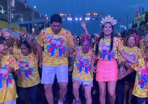 Prefeitura de Parintins gasta quase R$ 1 milhão com o Carnailha 