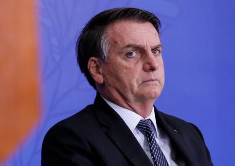 PT deve pedir impeachment de Bolsonaro após presidente apoiar atos anti-Congresso 