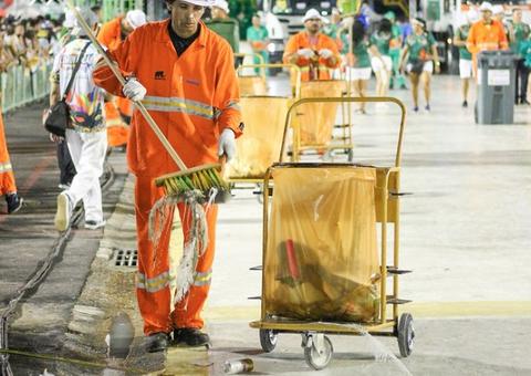 Carnaval em Manaus teve mais de 130 toneladas de lixo recolhidas 