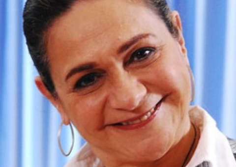 Fafy Siqueira revela que quebrou três costelas em acidente doméstico  