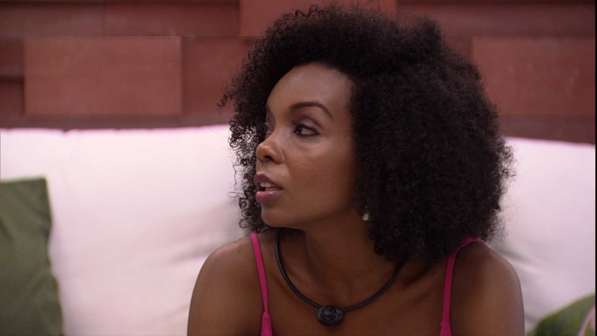 BBB20: Prior posta foto com macaco e seguidor dispara: 'Thelminha'