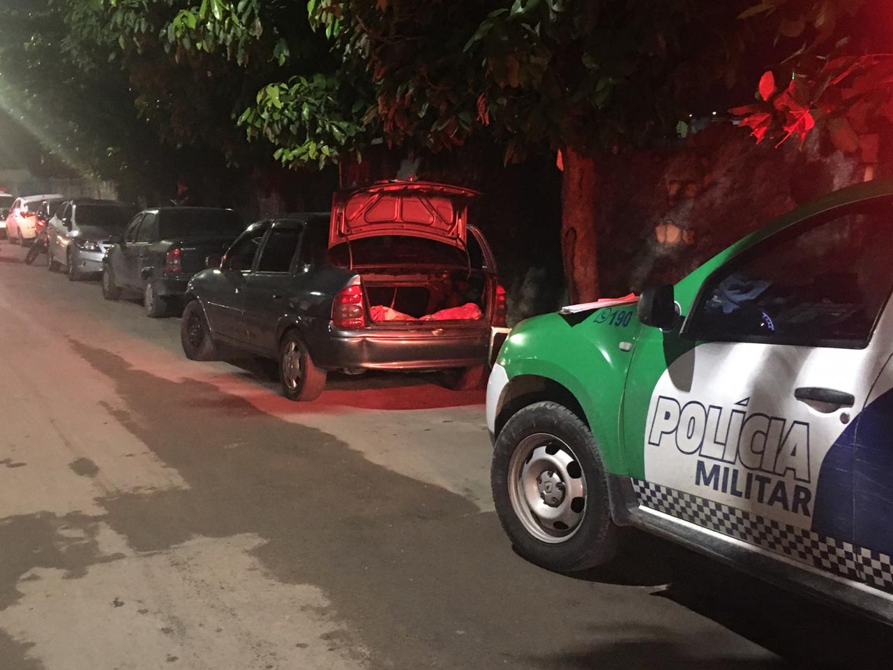 Trio é detido após desenterrar corpo e tentar desovar em outro bairro de Manaus