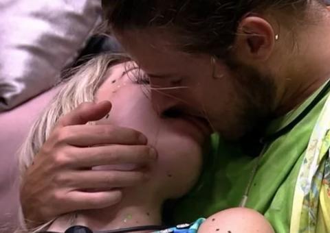 BBB20: Marcela e Daniel transam pela 1ª vez com sisters dormindo no mesmo quarto