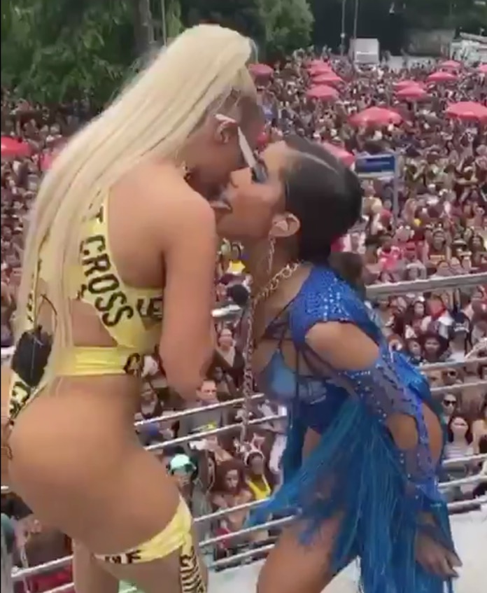 Luísa Sonza e Anitta quicam bumbum juntas e deixam pouco para imaginação