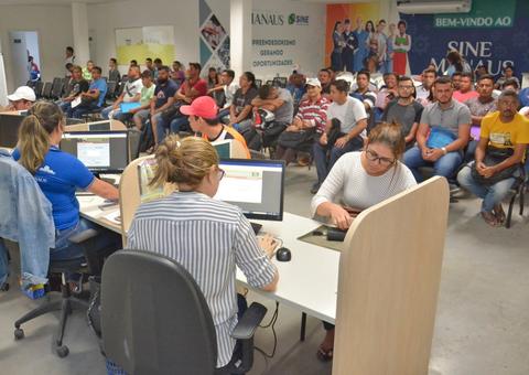 Balcão de empregos do Sine Manaus faz seleção para 18 vagas nessa segunda-feira