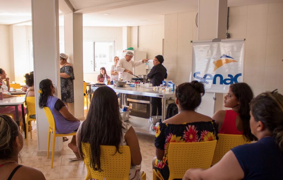 Senac abre semana da mulher com ciclo de palestras no Lar das Marias  