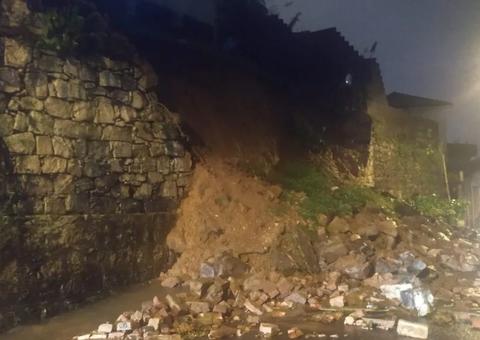 Nove pessoas morrem em deslizamentos de terra e inundações em São Paulo