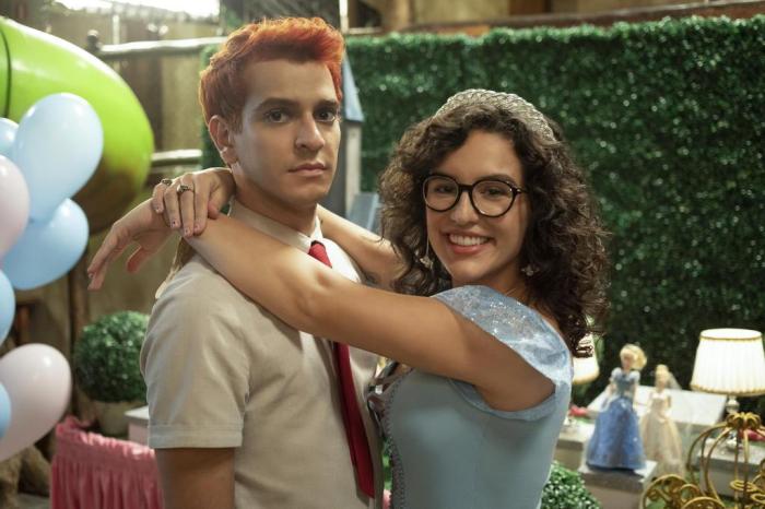 Série de Kéfera na Netfix, 'Ninguém Tá Olhando' é cancelada após 1ª temporada