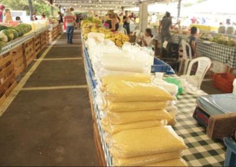 Feira de produtos regionais acontece nesta quarta na Nilton Lins em Manaus