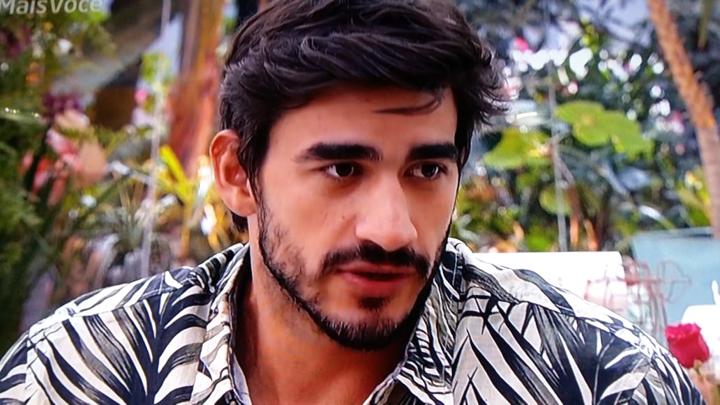 Guilherme pede desculpas a Bianca pelo fim do namoro com Diogo Melim 