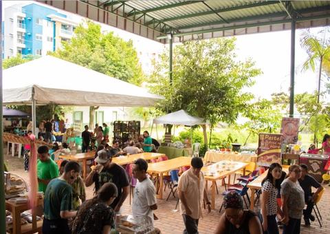 Feira da FAS realiza debates sobre masculinidades e luta feminista no Dia da Mulher