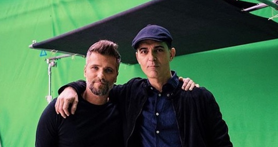 Contratado da Netflix, Bruno Gagliasso posa mais uma vez com ator de La Casa 'nova temporada'