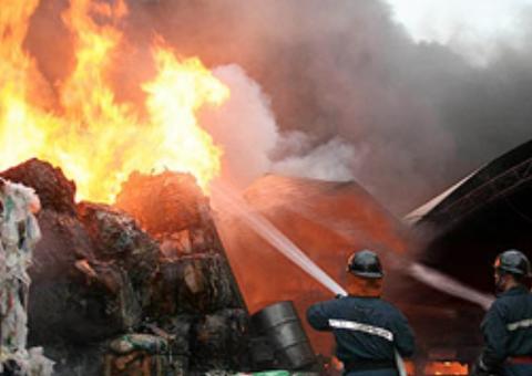 Juíza manda Caixa liberar FGTS para quem tiver casa destruída por incêndio