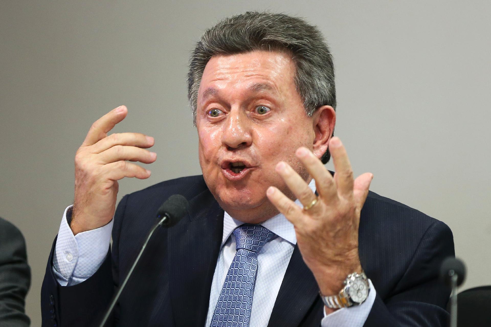 Ex-secretário nacional de Justiça é preso na Operação Lava Jato no Rio 