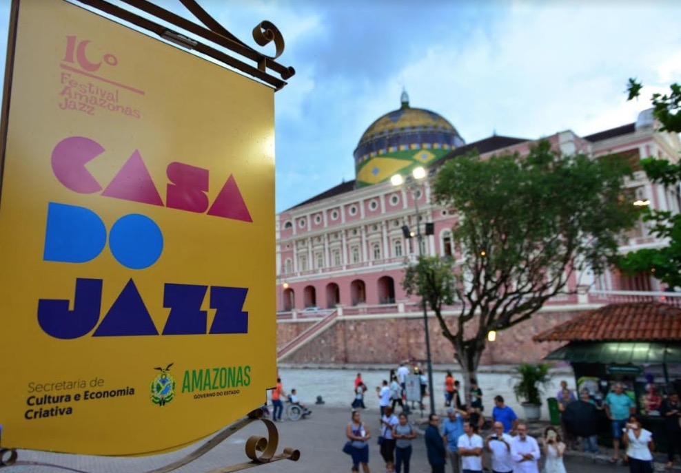 Discotecagem em vinil agita Casa do Jazz com clássicos do gênero