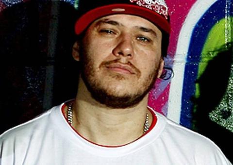 Grazi Gonçalves, viúva de Chorão, homenageia o cantor nos 7 anos da sua morte