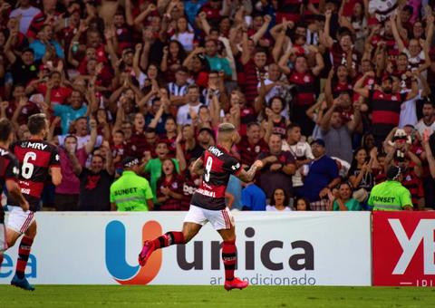 Flamengo sobra no segundo tempo e vence fácil o Botafogo em clássico no Maracanã