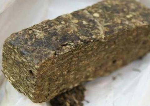 Casal é preso com drogas dentro de carro em área vermelha em Manaus