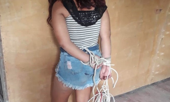 Grupo mantém adolescente em cativeiro após espancá-la e amarrá-la em Manaus 