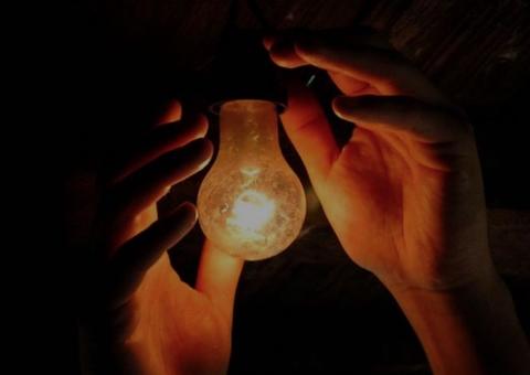 Prefeituras devem R$ 209 milhões de energia e podem sofrer apagão no Amazonas 