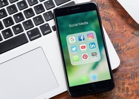 Condutor que cometer infração e postar em rede social poderá ter a CNH suspensa 