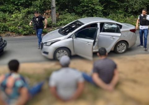 Homem é preso ao ser flagrado com barras de ouro avaliadas em R$ 250 mil em Manaus