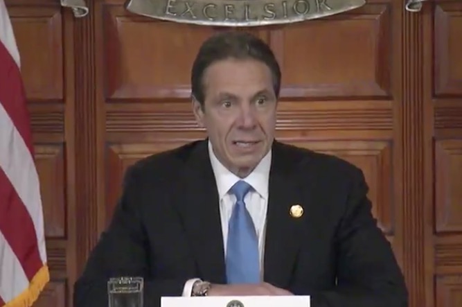 Governador de Nova York decreta isolamento de cidade por aumento de casos do coronavírus