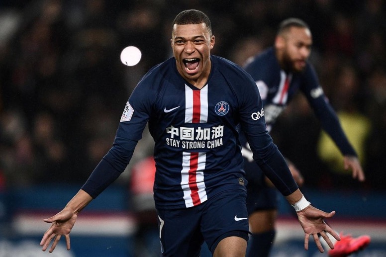 Kylian Mbappé, parceiro de Neymar, faz exame de coronavírus e vai para banco de reservas do PSG