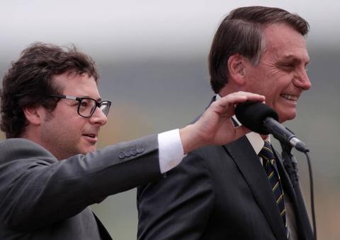 Acompanhante de Bolsonaro aos EUA, Wajngarten volta de viagem com suspeita de Coronavírus