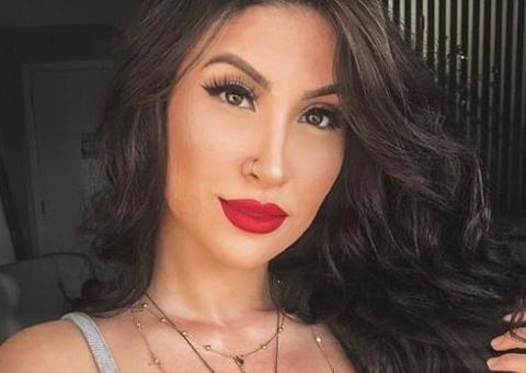 A la Anitta, Bianca Andrade rebola com polpa do bumbum à mostra e anuncia novidade após BBB