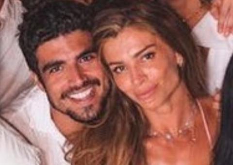 Caio Castro compra carro de luxo importado para Grazi Massafera