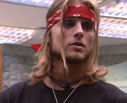 Internautas resgatam tuíte de Daniel do BBB20 em que ele diz ser gay 
